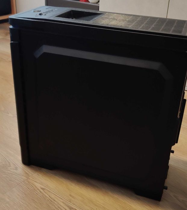 Komputer - AMD Radeon R9 380 + Intel Core i5-4460 + SSD 120GB/HDD 1TB