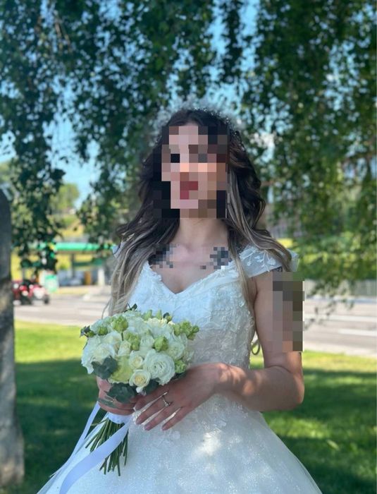 Свадебное платье цвета Шампань