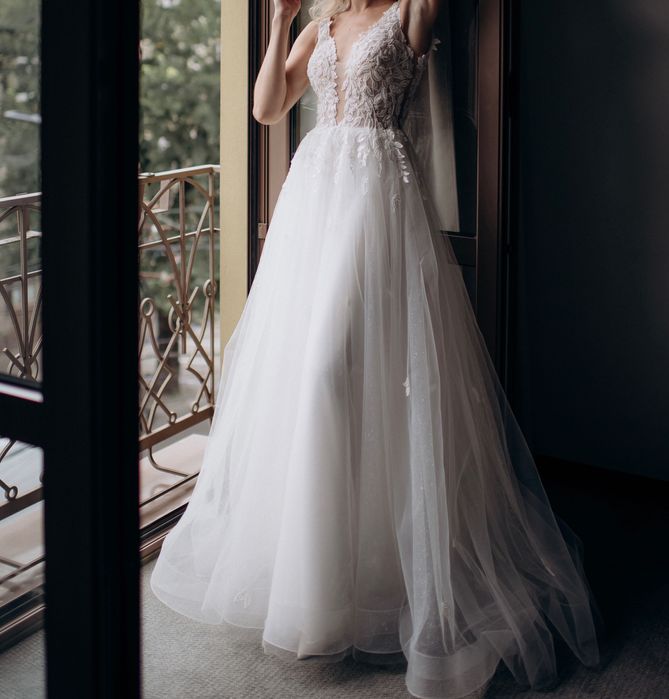 Продам свадебное платье в идеальном состоянии, размер 44-46