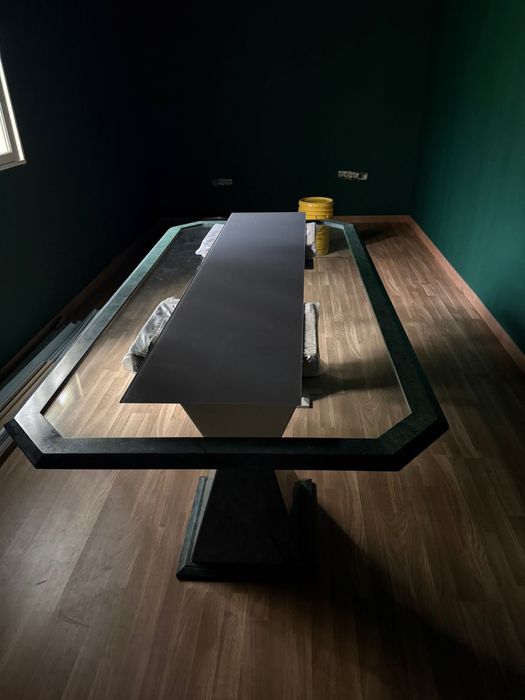 Mesa de mármore grande em otimo estado