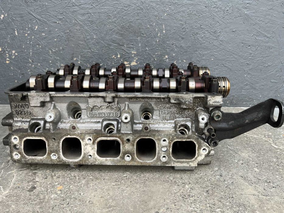 ГБЦ головка блока VW Golf 4 Passat B5 2.3 VR5 20V