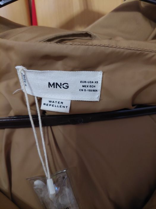 Куртка для дівчинки