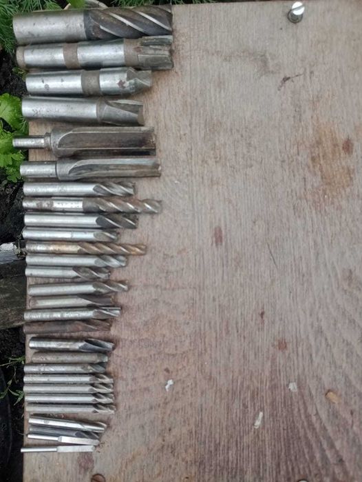 Фрези   концові різного розміру