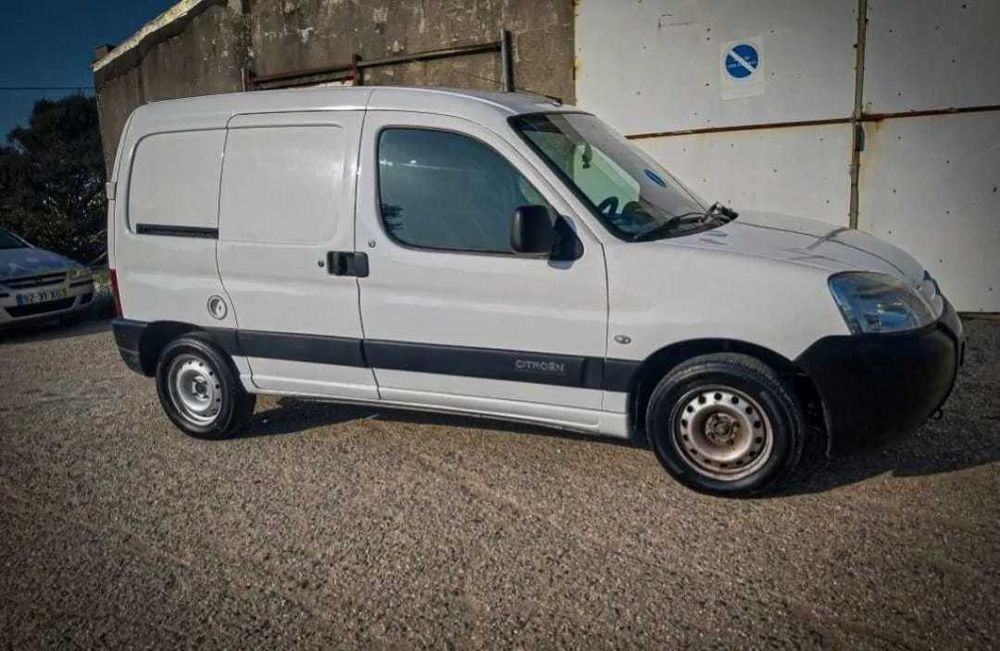 Citroen Berlingo 1.6 hdi 75 com AC