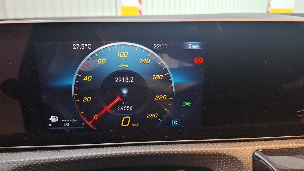 Mercedes-Benz Classe A 160 AMG Line (2020) – 40.000 km – Como Novo