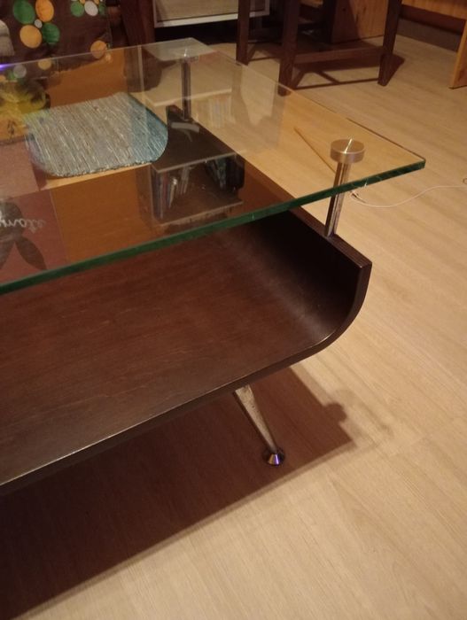 Mesa com tampo de vidro sala de estar