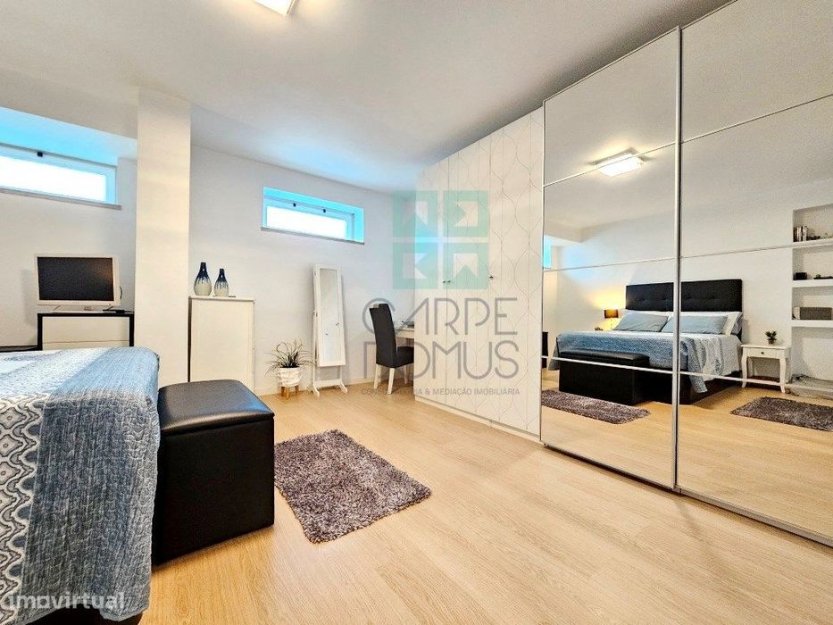 Apartamento T1 renovado em Cascais