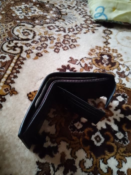 Продам гаманець Брендовий Difani