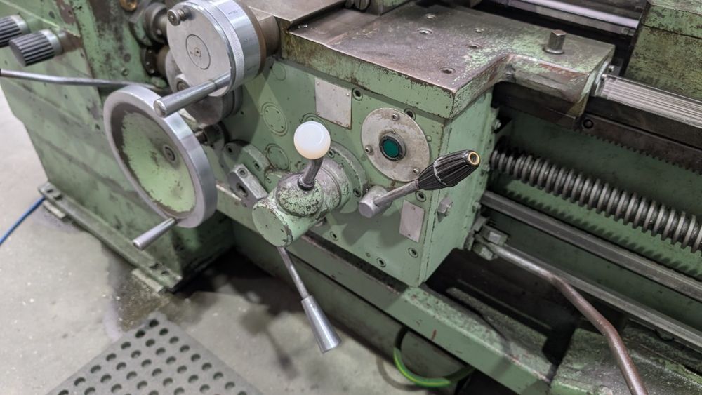 Torno mecânico MASHSTROY C11MT