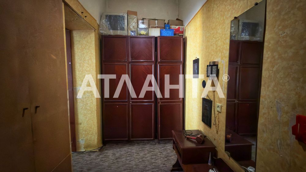 Оренда 2-кімнатної квартири по вул. Івана Франка, 130.