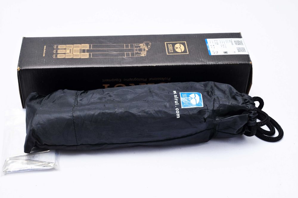 Tripé Sirui de viagem T-005KX