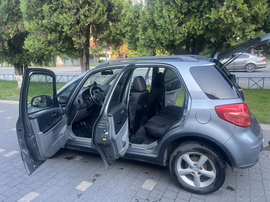 Продам Suzuki SX4 4x4