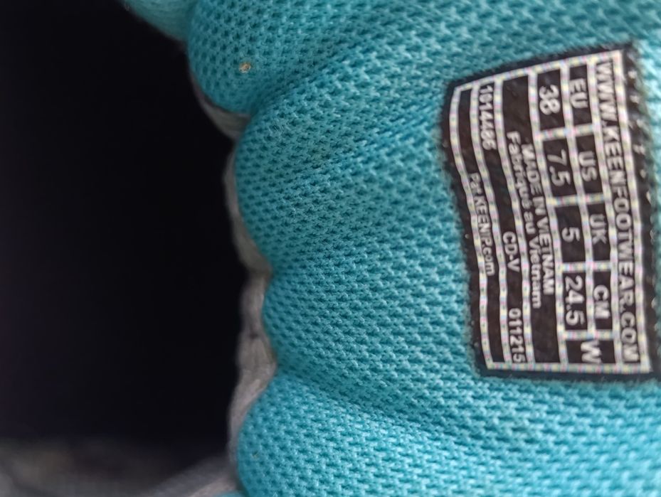 Keen 37p. Жіночі трекінгові кросівки water proof.