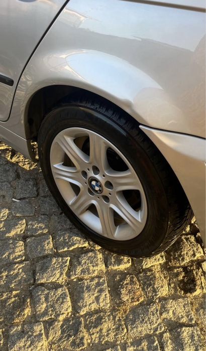 Pneus 205 55 com jantes 16 BMW