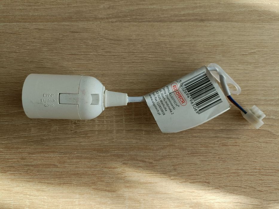 Oprawka lampowa z przewodem