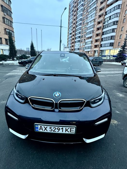 Автомобіль BMW I3s 2018 року