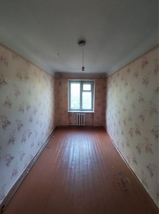 Продаж 3- кімн. квартири  зуп. Універмаг вул. Ф. Караманіца