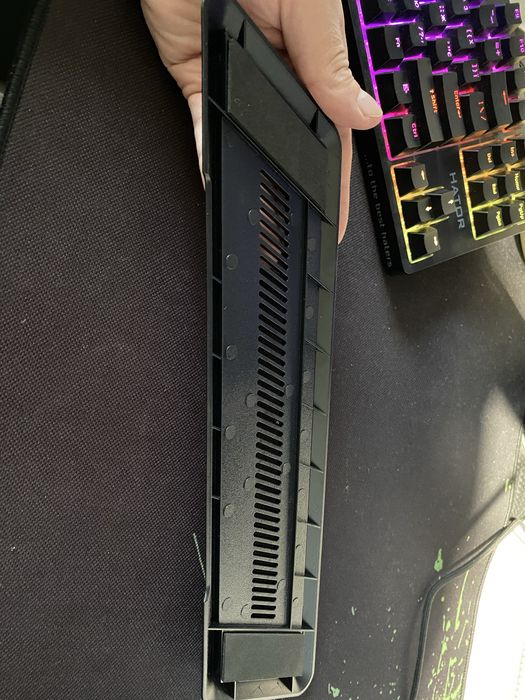 Вертикальная подставка  для ps4