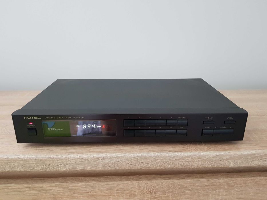 Rotel RA-935BX wzmacniacz i tuner RT-935AX