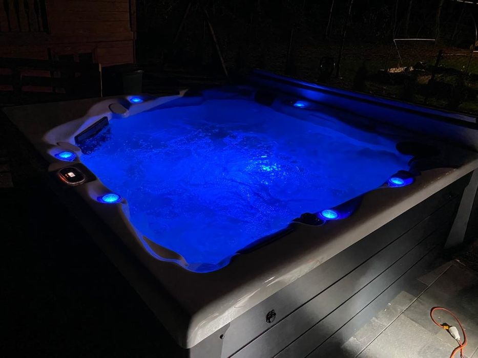 jacuzzi spa ogrodowe centrum wanien ogrodowa Columbia z 52 na 32 900ty