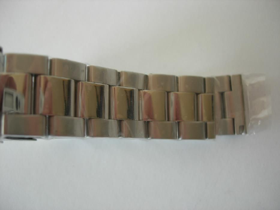 Bracelete Relógio Metálica 2 Tons Maciça 20mm Fecho Bascula