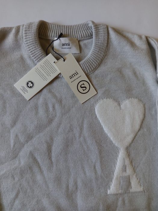 Camisola malha Ami (cinzenta)(nova)