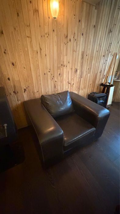 Conjunto Poltronas e Pouf de Centro