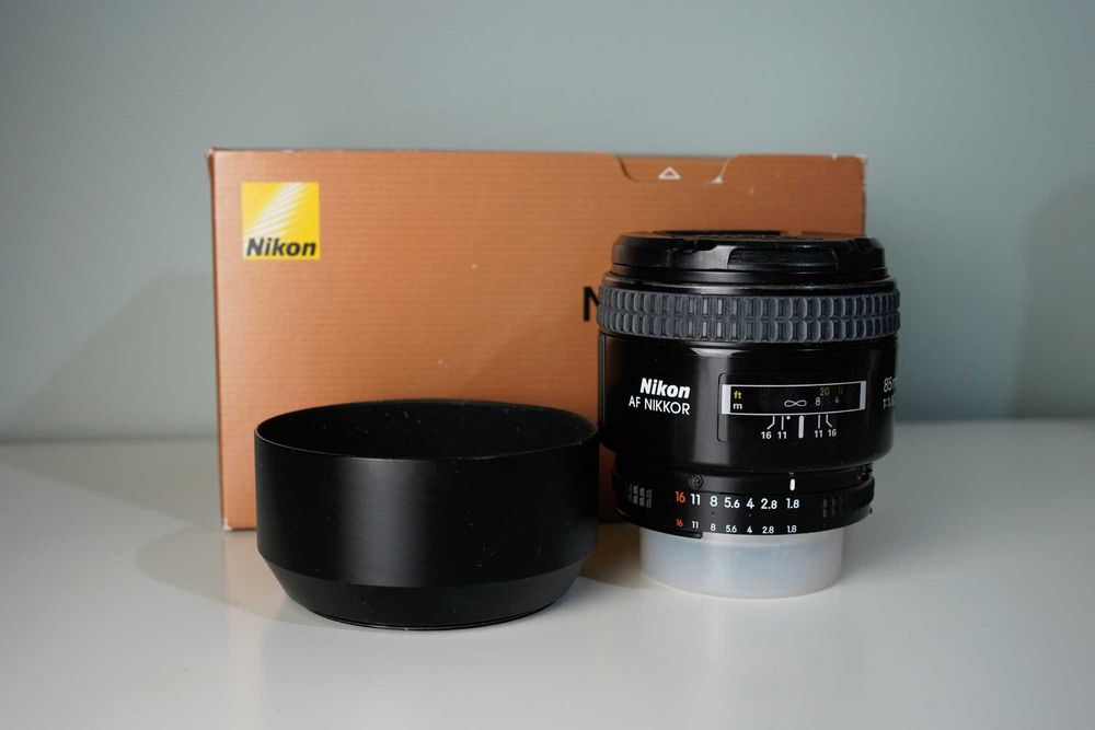 Nikkor AF 85mm 1:1.8 D