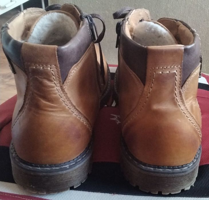 Sprzedam ,mało noszone buty, skóra,43 rozmiar