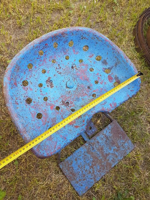 Stare siedzisko antyk retro bar krzesło barowe loft PRL industrialny