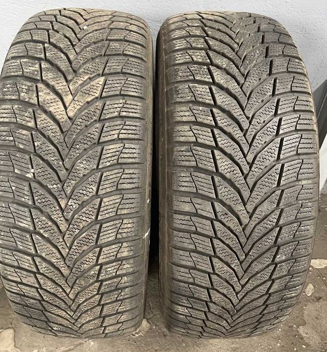 225/55R18 dwie używane opony zimowe Nexen