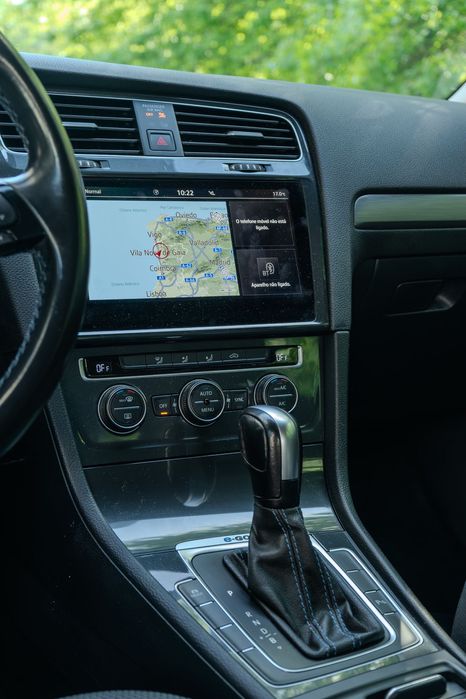 Volkswagen e-Golf 2020 – 100% Elétrico – ACC – Full Extras – C/Garantia VW