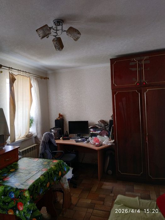 Продам будинок  неподалік від річки  с.Дінець.