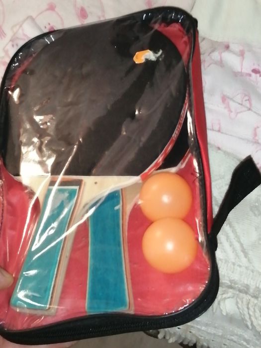 Par de Raquetes com bolas de Ping Pong tudo novo