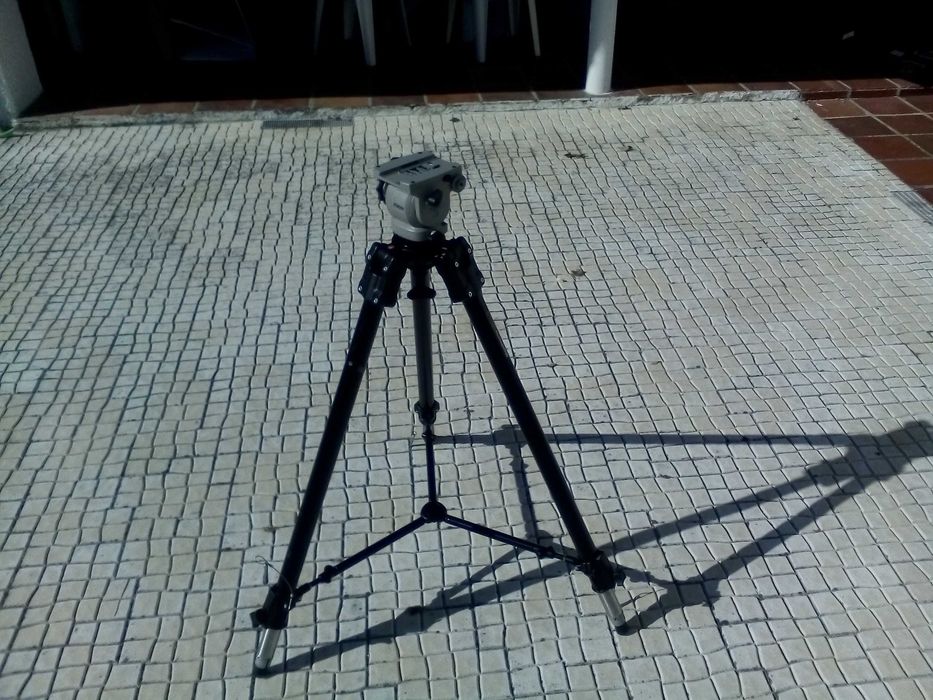 Tripe Manfrotto 528XB Pro Video Heavy