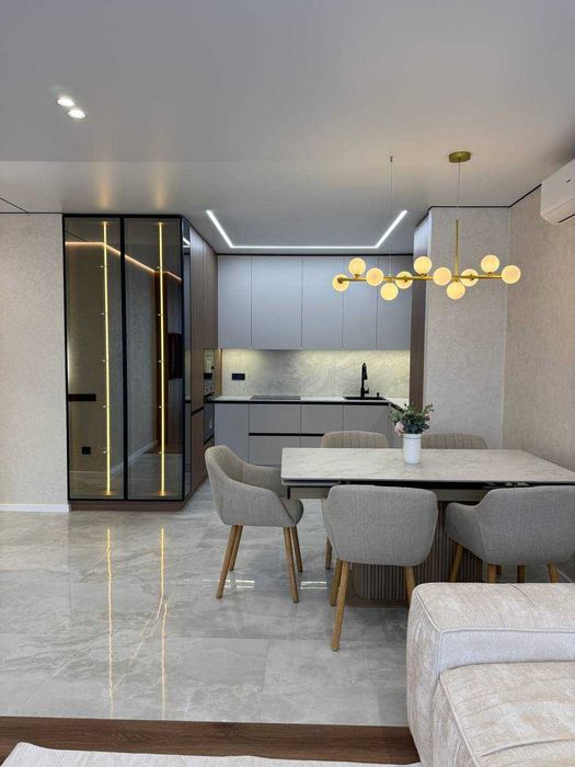 Продаж 2кім+кухня студія В ЖК: Manhattan 75м2