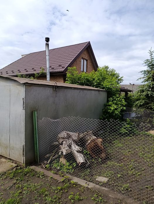 Продам       гараж