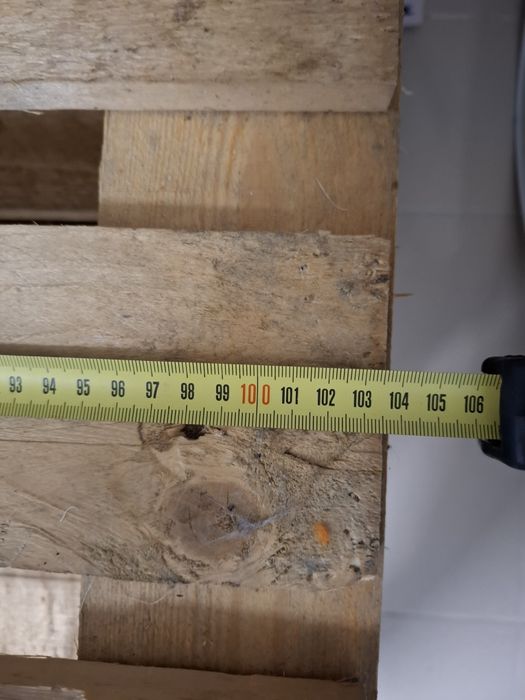 Vendo  paletes 104cm x 104cm