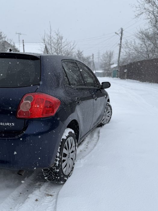 Продам Toyota auris