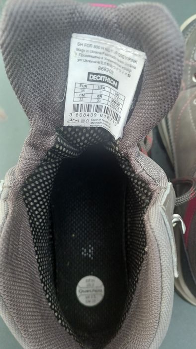 Botas de menina como novas