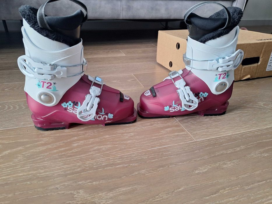 Buty narciarskie Salomon r. 19  jak nowe