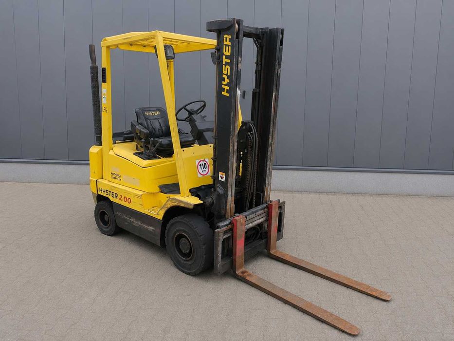Wózek widłowy Hyster H2.00XMS – 2004 r. | Udźwig 2 t | Przesuw boczny