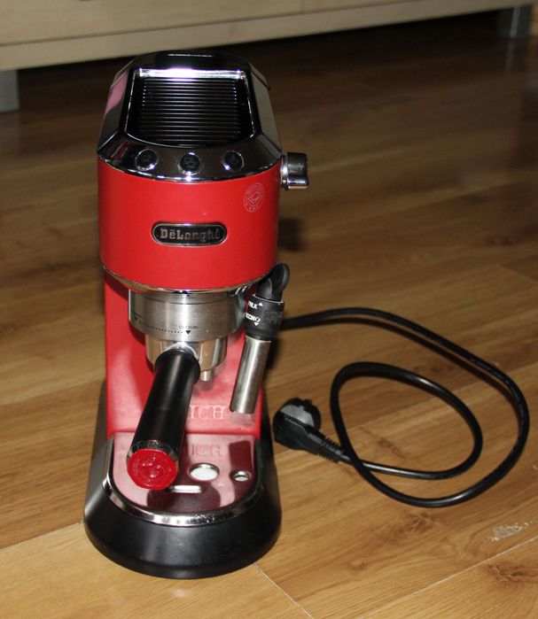 De'Longhi DL Dedica EC685R ekspres do kawy ciśnieniowy czerwony bosch
