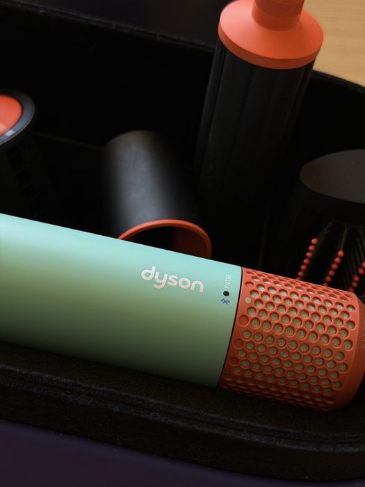 Dyson Airwrap™ Long Ceramic Pop – completo + caixa e bolsa de viagem