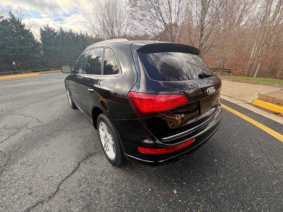 Audi Q5      2015