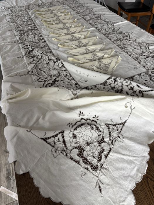 Toalha de mesa bordado intrincado richelieu e 12 guardanapos