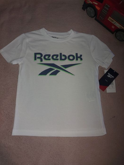 Nowa bluzeczka r.116 firmy Reebok