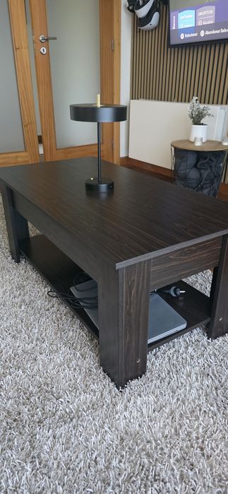 Mesa com cofre nova