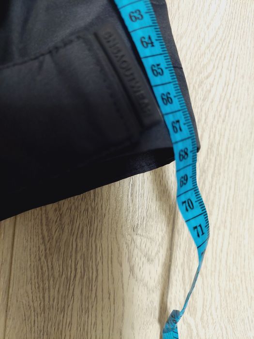 Продам нову куртку