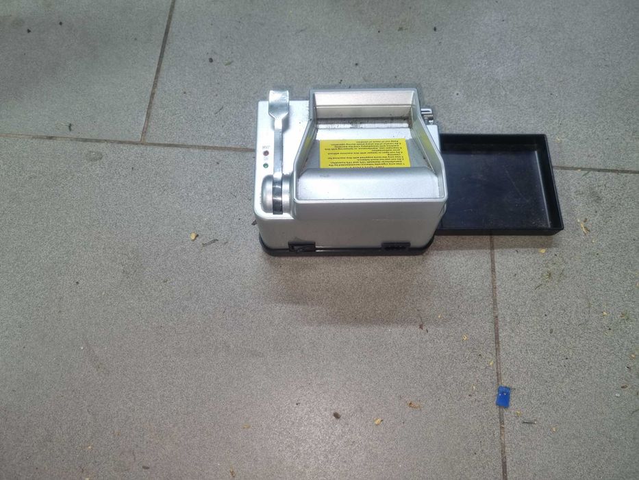 Maszynka do tytoniu tłokowa elektryczna